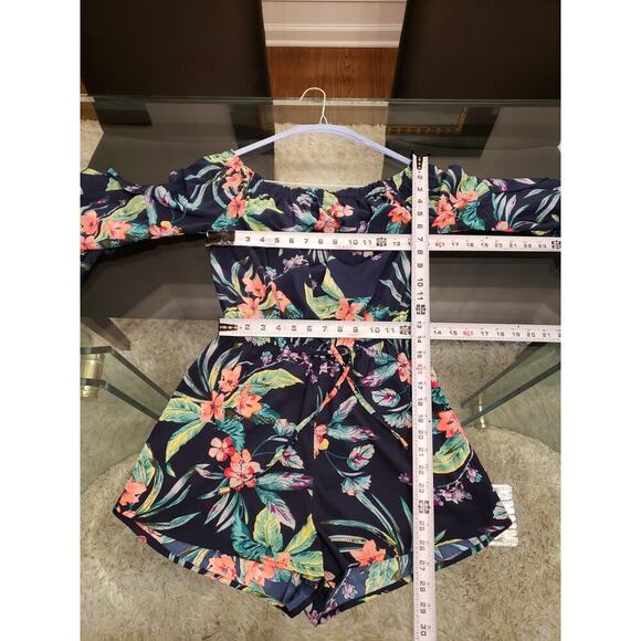 Hint of Blush Women's Off-Shoulder Floral Romper Size M Navy 100% Polyester - Picture 11 of 11